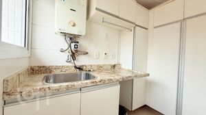 Image 9 - 898557