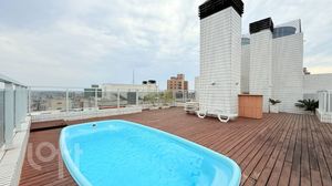 Image 35 - 898557