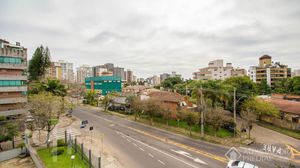 Image 26 - 898558
