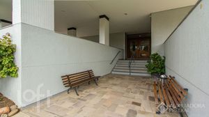 Image 41 - 898558