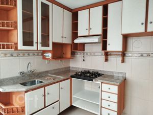 Image 10 - 898566
