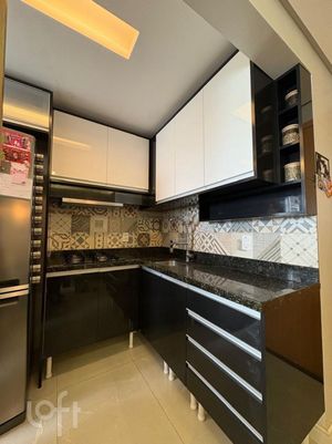 Image 19 - 898581