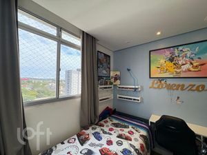 Image 49 - 898581
