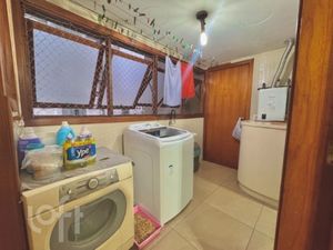 Image 9 - 898594
