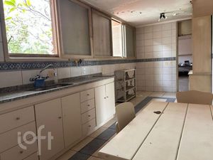 Image 17 - 898597