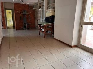 Image 16 - 898597