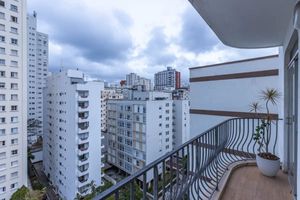 Image 3 - 898598