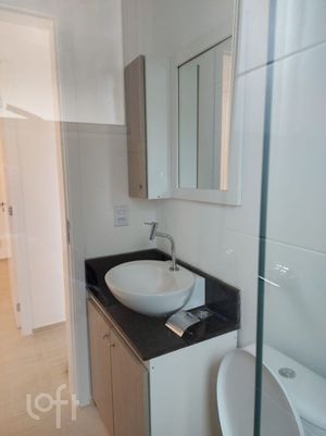 Image 7 - 898599