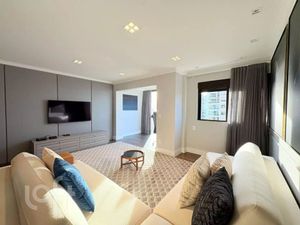 Image 11 - 898606