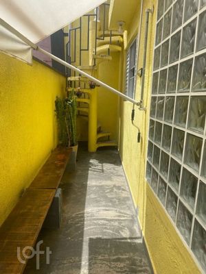 Image 16 - 898612