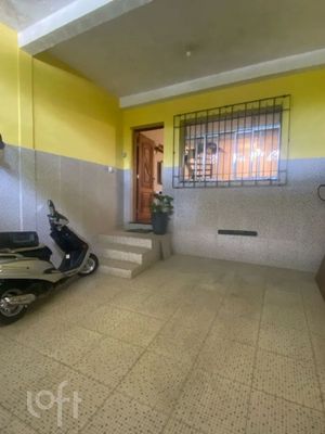 Image 17 - 898612