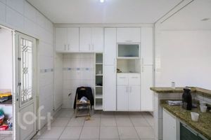 Image 13 - 898613