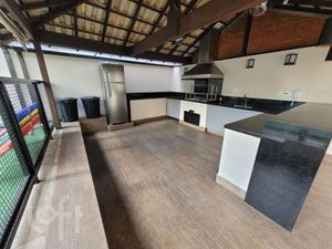 Image 23 - 898617