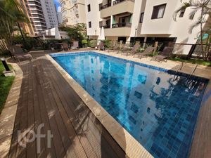 Image 17 - 898617