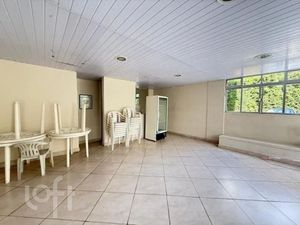 Image 15 - 898618