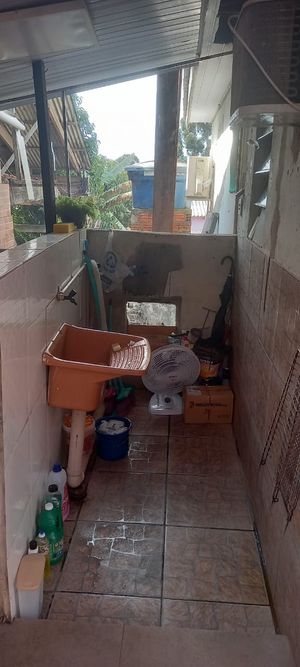 Image 13 - 898619