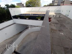 Image 11 - 898623