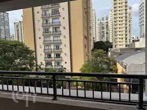 Image 1 - 898629