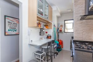 Image 13 - 898636