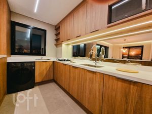 Image 15 - 898641