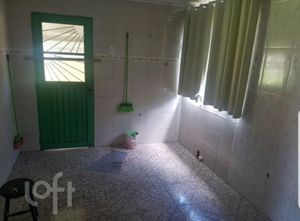 Image 3 - 898645