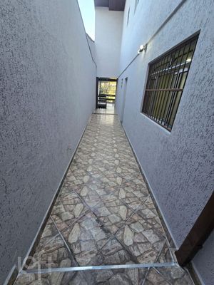 Image 29 - 898663