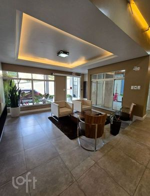 Image 10 - 898665