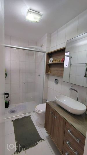 Image 11 - 898665