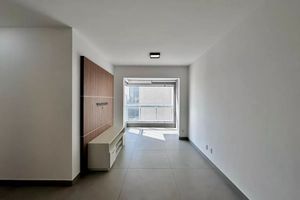 Image 1 - 898680