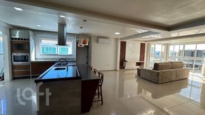 Image 2 - 898684