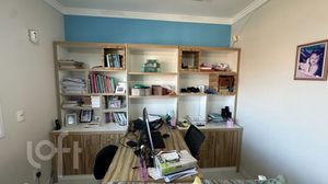 Image 21 - 898686