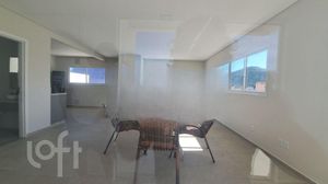Image 3 - 898690