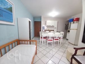 Image 4 - 898712