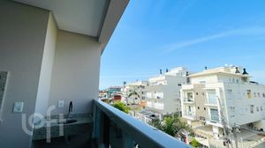 Image 13 - 898718