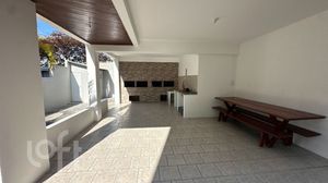 Image 20 - 898729