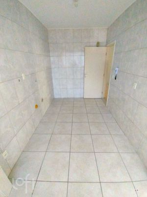 Image 5 - 898741