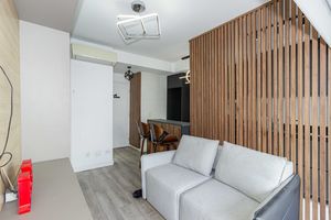 Image 8 - 898753