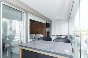 Image 3 - 898753