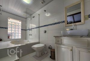 Image 15 - 898761