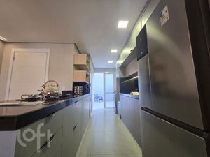 Image 4 - 898773