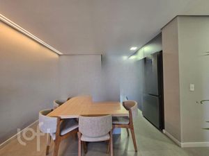Image 3 - 898773