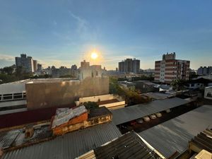 Image 5 - 898775