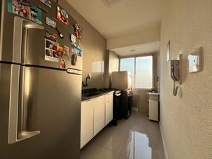 Image 8 - 898775