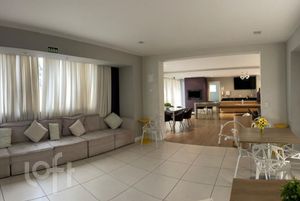 Image 19 - 898777