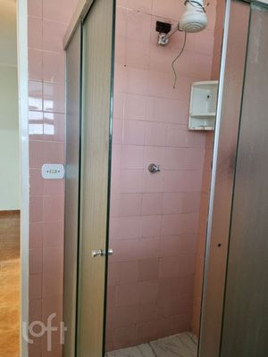 Image 8 - 898784