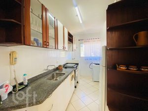 Image 8 - 898790