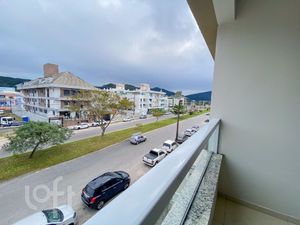 Image 0 - 898795