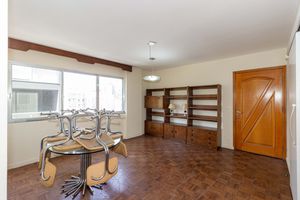 Image 3 - 898801
