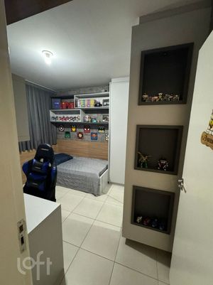 Image 19 - 898803