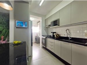 Image 9 - 898816